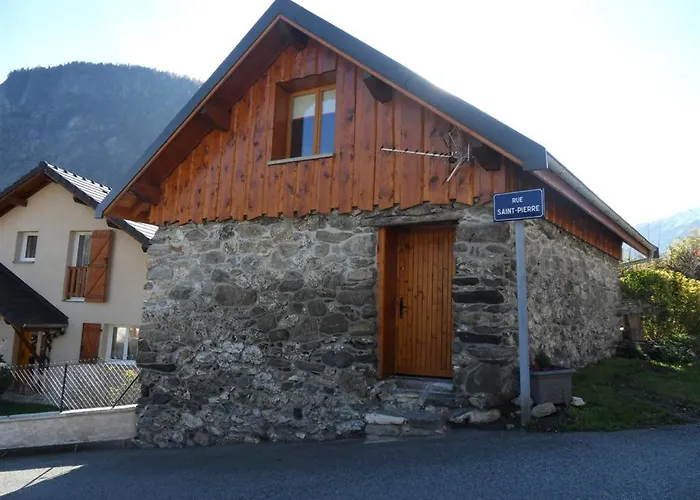 Le Sarto - St Jean De Maurienne