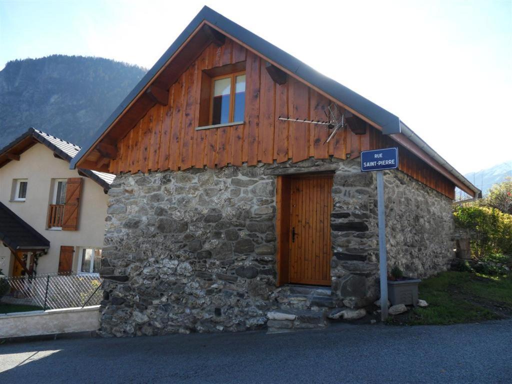 Le Sarto - St Jean De Maurienne